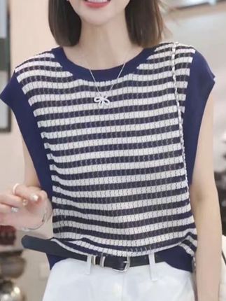 休闲百搭无袖镂空背心女夏季新款设计感条纹撞色圆领针织 #针织衫#休闲百搭#背心