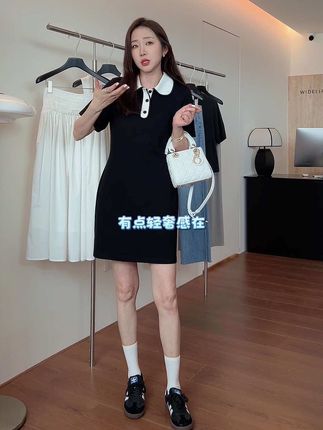 很少穿polo领的连衣裙,但这件自带时尚气场!通勤约会都很合适!#梨形身材穿搭 #连衣裙 #气质连衣裙 #显瘦连衣裙