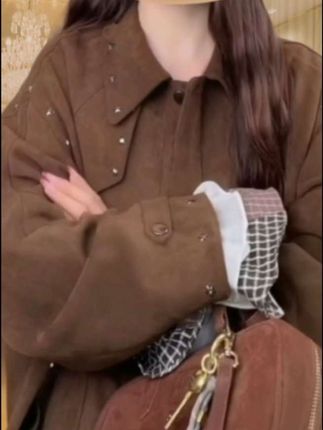 2025春秋季新款设计感韩版宽松复古棕色外套女时尚减龄百搭外套潮#气质女神范儿 #美搭尽显女神范 #爆款女神衣来袭 #欧韩穿搭 #今年最流行穿搭