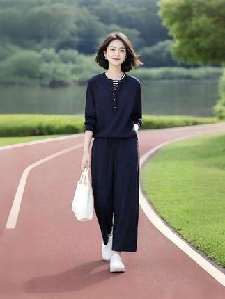 #假两件卫衣直筒裤两件套#休闲套装#减龄时尚套装#春秋新款