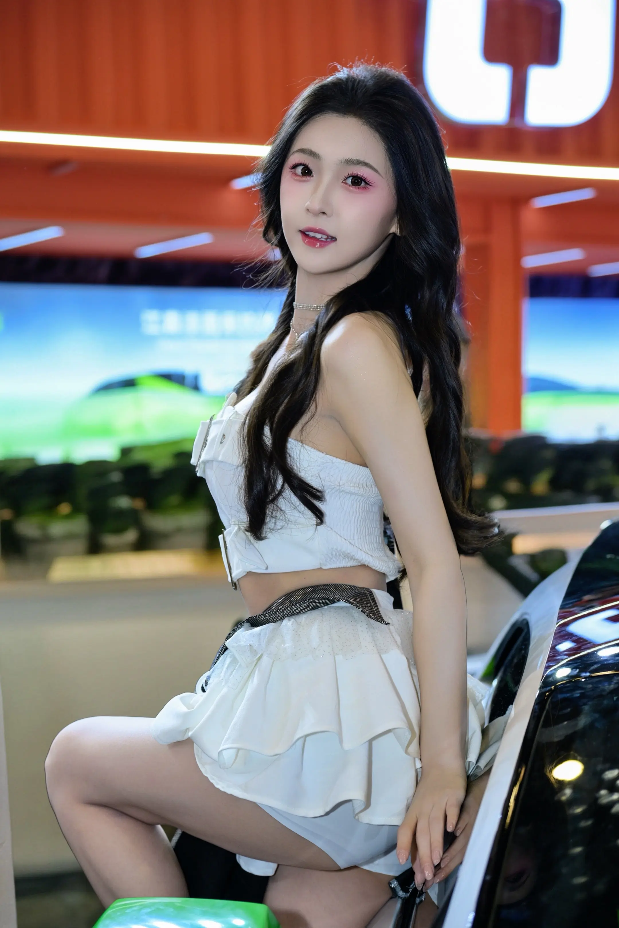 路过被萌晕~#高颜值美女 #清纯御姐 #超a #任绵绵 #车 - 抖音