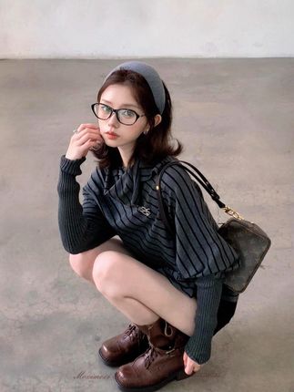 松弛感穿搭女早秋2025新款慵懒风复古条纹蝙蝠袖宽松高领针织上衣#松弛感上衣 #慵懒风穿搭 #复古穿搭 #蝙蝠袖上衣 #针织衫上衣