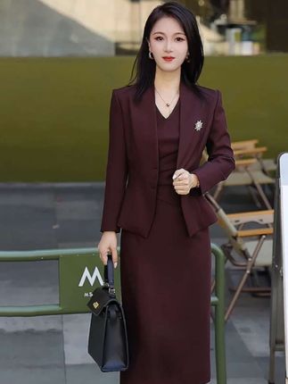#穿搭 西装职业女裙套装职场轻熟风无袖连衣裙两件套喜婆婆喜妈妈婚宴装#时尚 #套装 #西装