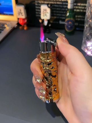 浮雕盘龙立体精雕打火机 防风防爆 七彩闪光炫酷 快嫂子给你安排一个#打火机#创意打火机#玩个很新的东西 #男人的玩具#盘龙打火机