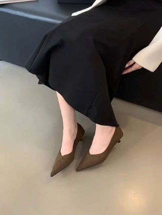 #时尚气质穿搭 #穿搭搭配 #潮流时尚穿搭 #女鞋#高跟鞋