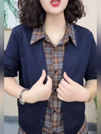 秋季必备假两件套,格子衬衫搭配外套,减龄又气质!🌟🍂 #格子衬衫 #春秋穿搭