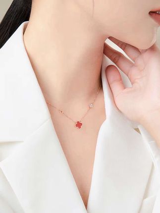 项链 四叶草项链 送女友的礼物 #项链 #四叶草项链 #生日礼物 #送女友礼物 #七夕
