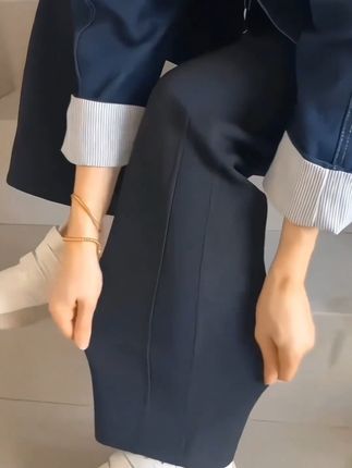 #张予曦毕雯珺真拍了红裙抱 #深情眼 #张予曦#毕雯珺