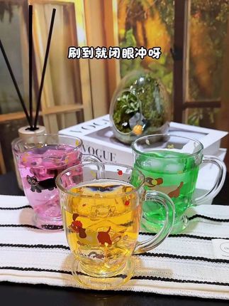 挖到宝了!9.9到手3个玻璃杯,精致好看又高级!自带把手方便抓窝,夏天喝个冰镇饮料不要太过瘾!#玻璃杯#杯子控#超便宜超划算 #杯子