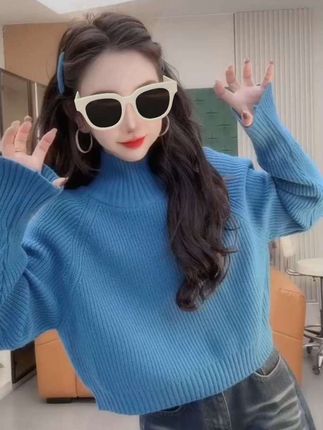 半高领打底针织毛衣女2025年秋冬新款大码慵懒风百搭显瘦短款上衣#秋冬都市硬核穿搭 #秋冬穿搭新鲜感在线 #晒晒我的秋日穿搭 #早秋黑白灰穿搭测评 #慵懒风毛衣