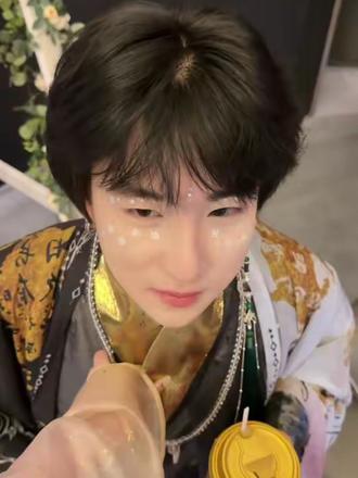 恋陪一天都在干嘛 偷偷做上了交易
#Dm #剧本杀恋陪 #剧本杀情感本推荐 #大宴之上