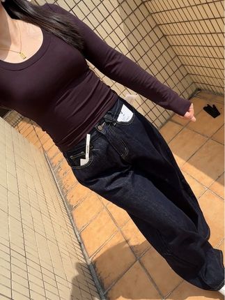 做女人可以性感,可以妖娆,可以清纯,唯独不可以平庸,如果生活踹了你好多脚,记得站起来拍拍身上的灰尘,继续走…#穿搭 #ootd穿搭 #早秋穿搭 #遮肉显瘦 #微胖小个子
