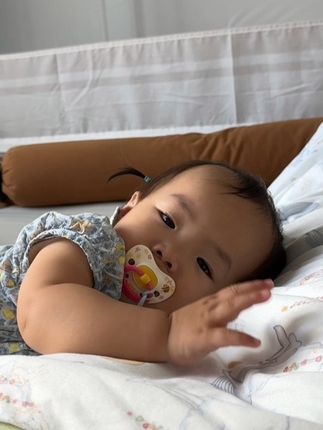 花园宝宝哄睡日常 阿妹酱越来越会模仿了,已经能哄我睡觉了 粉丝数量113000 #阿妹酱成长日记