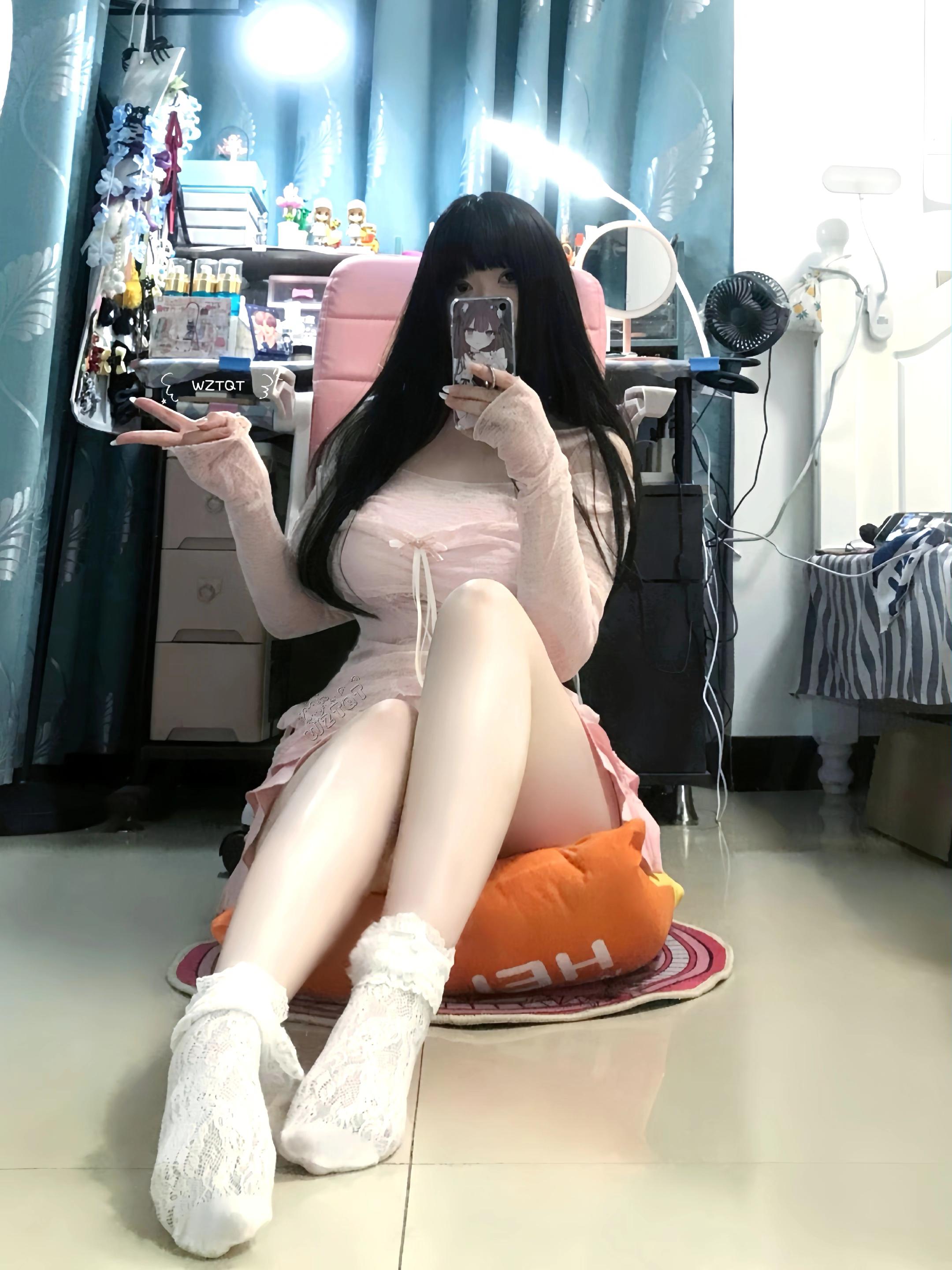 幸福的时候会词穷,痛苦的时候千言万语