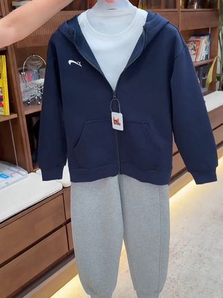 贵人鸟儿童也太卷了!新品冲销量,两件套居然这么便宜,款式还这么好看#儿童运动套装 #儿童套装 #男童套装 #儿童卫衣套装 #贵人鸟