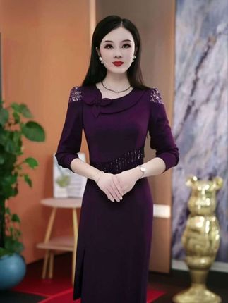 #秋季韩版收腰连衣裙 #穿出自信穿出美丽 #时尚气质穿搭 #穿出女人味 #谁穿谁好看′ @巨量千川