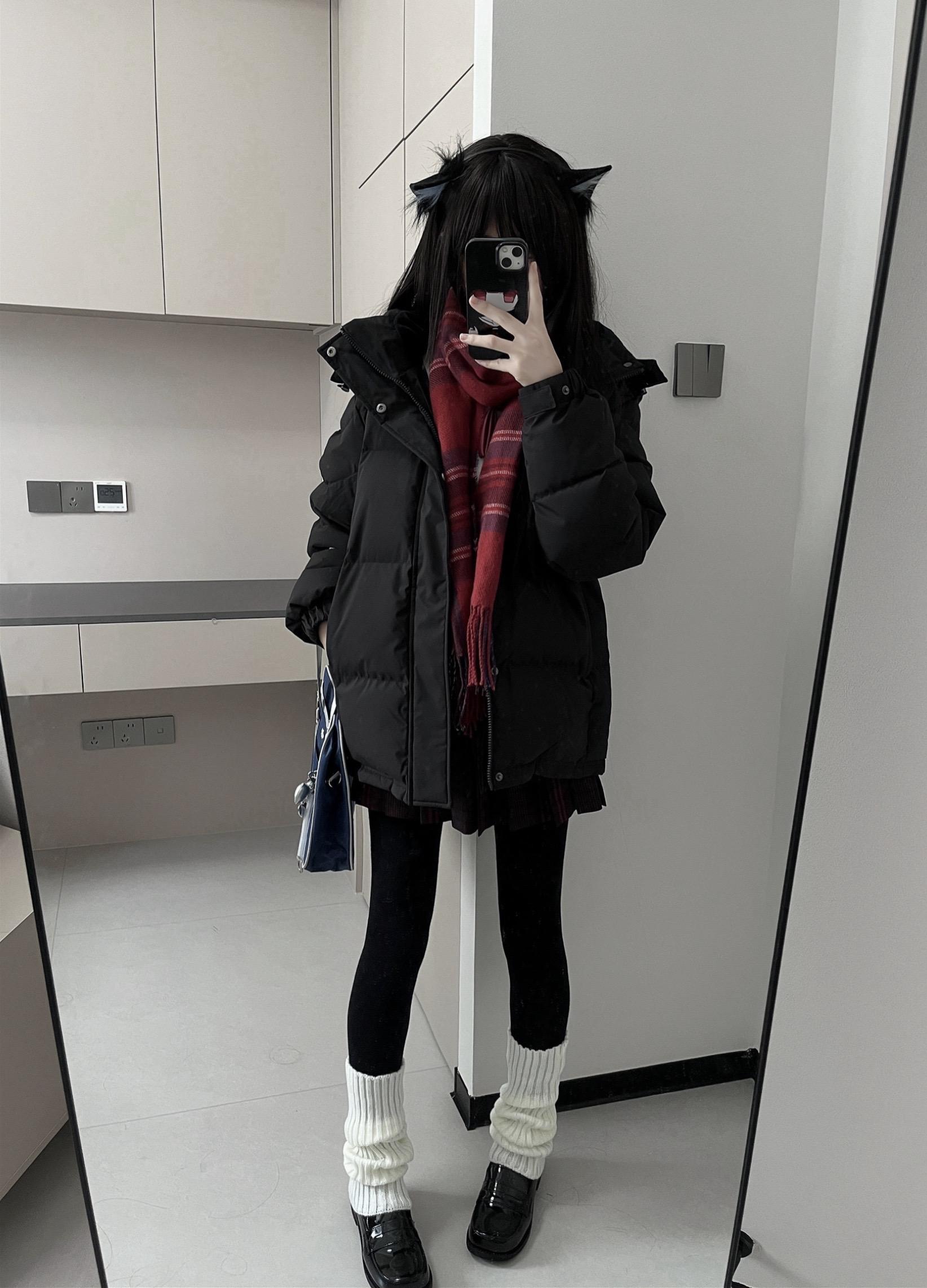 #jk穿搭 #甜妹 #羽绒服#亮世秋