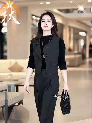 时尚套装女2025秋季新款洋气显瘦马甲半高领打底衫阔腿裙裤三件套#显高显瘦显腿长 #气质穿搭 #时尚穿搭 #时尚 #好物推荐🔥