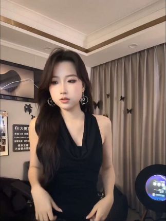 蕾丝接拼露背荡领吊带背心上衣#时尚穿搭#御姐穿搭#时髦穿搭#爆款热卖中