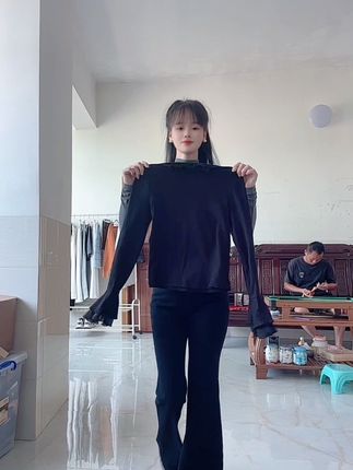 气质女神范喇叭袖打底衫,上身洋气减龄不挑人穿 #打底衫 #内搭外穿都好看 #女神范