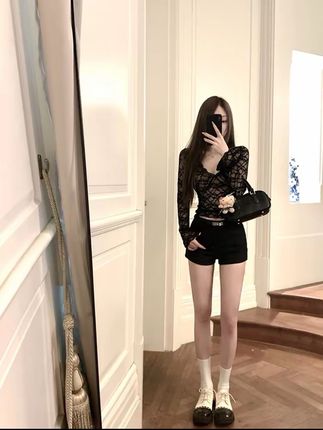 时尚小众高腰显瘦西装短裤女夏季修身百搭休闲直筒裤子#夏季新款#夏季穿搭#显瘦穿搭 #辣妹穿搭#西装短裤