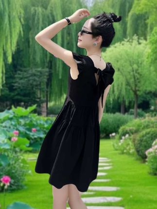 #时尚穿搭 #气质连衣裙 #显瘦连衣裙 #舒适透气 #夏季新款