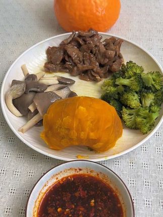 从140-105总结 一定要吃碳水 早上碳水+蛋白质瘦的快,中午主食+蔬菜🥬+肉🥩 晚上别拿水果代餐 晚餐最迟7点前吃完 #低卡减脂餐 #健康减脂越吃越瘦 #营养均衡 #轻食 #减脂餐