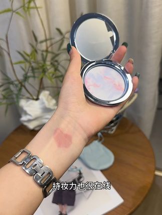 姐妹们,快快快!心心念念的嘉利玛铂金粉饼的大羊毛,终于被我蹲到了!#嘉利玛#嘉利玛铂金粉饼 #仙女必备 #定妆