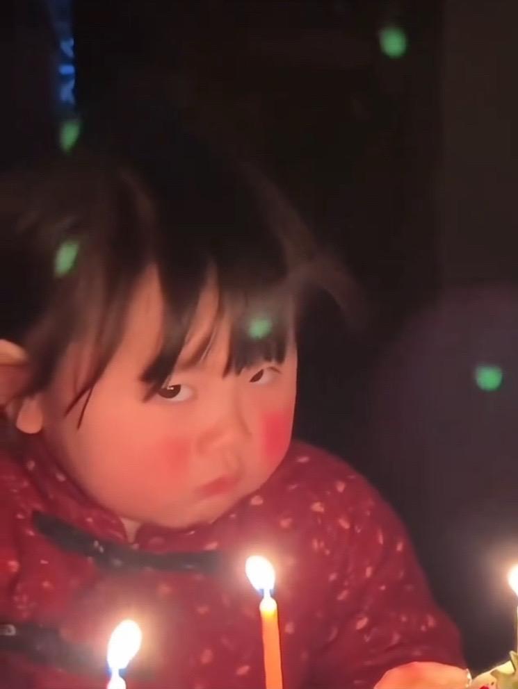 水珍陪灏哥过生日~ #瑶一瑶小肉包 #人类幼崽迷惑行为大赏