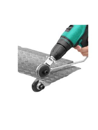 #抖音热点宝 #家人们,今天给你们分享这个逆天小玩意儿!别再觉得剪金属板、铁皮是个大难题啦。就靠这个电钻剪板器,一个小小的手电钻改转换头,轻松把普通手电钻变身电动剪刀切割器。装上它,裁剪金属板就像热刀切黄油一样丝滑,铁皮啥的更是不在话下,不管是DIY爱好者,还是日常小维修,都超实用。有了它,家里的金属裁剪难题统统搞定,还不赶紧下单,错过真的会后悔!