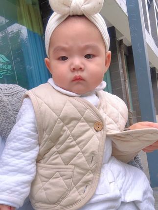 这个马甲也太好搭衣服了吧 硬拉着营个业