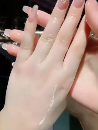 #凡士林手膜#滋润保湿#烟酰胺#玻尿酸#女生必备