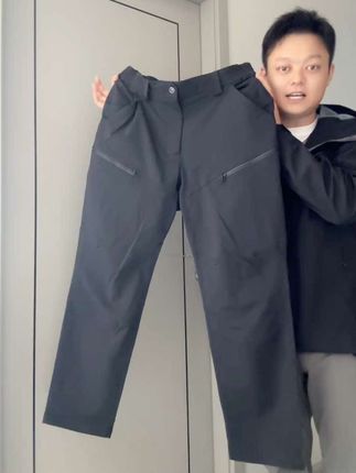 #裤子 #男裤 龙牙隐之风雷软壳休闲裤,百搭好看穿着就是很酷,质量高穿个几年没问题#休闲裤 #男生穿搭 #品质男装