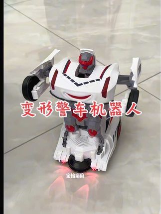 #我要上热门 爸爸送给孩子的#生日礼物 变形警车机器人, 孩子玩可开心了,带音乐灯光,吸引宝宝注意力#警车玩具 #变形汽车玩具 #儿童玩具 @巨量千川 @DOU+小助手