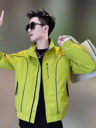 外套男款春秋季2025新款网红洋气炸街男装高级感痞帅百搭立领夹克#男装外套 #时尚男装