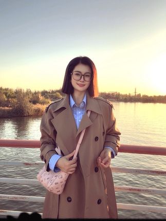 #风衣外套 #阳光是最好的滤镜 #日常分享 #vlog日常 #一起看风景