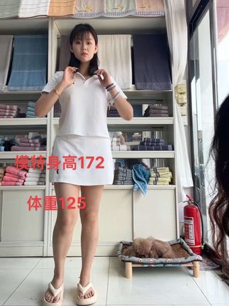 画好妆一会准备给热子过生日喽。,