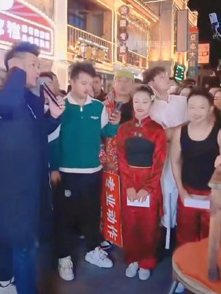 正阳梦雨合力表演绝活,高难度表演惊呆众人!#木森大舞台 #木森大舞台有才你就来 #杂技表演 #高手在民间 #台上一分钟台下十年功