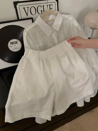 #女装 #夏季穿搭 #休闲短裤 #爆款热卖中 #裤子 【做过洗水-后期不缩水-夏天面料-实体品质】宽松a字短裤女