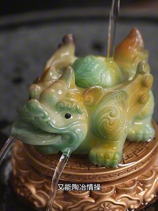 茶宠就是茶桌上的茶玩。 既能增添泡茶乐趣,又能陶冶情操。#茶宠 #摆件 #貔貅
