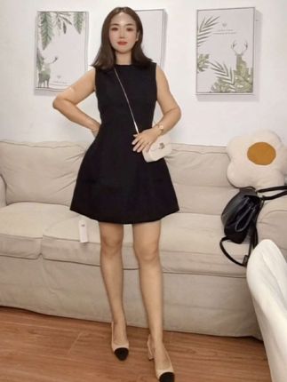 #夏季穿搭 #高级感穿搭 #优雅气质 #显瘦穿搭 #显瘦连衣裙