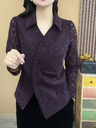 2025秋季长袖植绒蕾丝衬衫领开衫气质百搭显瘦女人味上衣#秋季新款 #洋气小衫 #显瘦穿搭 #面料柔软舒适 #谁穿谁好看