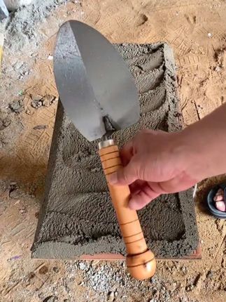 #专业贴砖 #瓦工工具 #瓦工铺贴瓷砖 #新型工具 #灰铲
