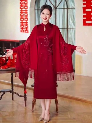 2025新款配旗袍的披肩 婚宴喜婆婆妈妈礼服外套外搭 #森系少女感穿搭#初秋一周不重样穿搭 #秋日户外就穿琥珀系#秋季不露腿穿搭#早秋冷冽又随性的气质穿搭