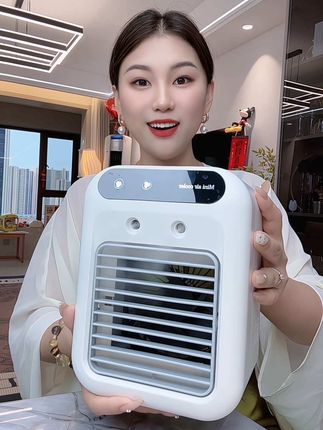 吹出来凉飕飕的,好舒服啊,就像个移动的小空调一样,走哪儿拿哪很方便用#空调扇