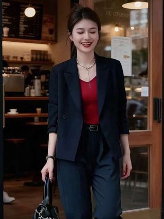 #高级感穿搭 #每日分享 #西装外套 #职场穿搭 #高级穿搭