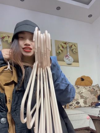 好衣架会说话….. 成人特粗衣架无痕衣挂学生宿舍用晾衣架衣服撑子 #挂衣架 #懒人必备 #晾衣架 #无痕防滑衣架 #衣架连接挂钩
