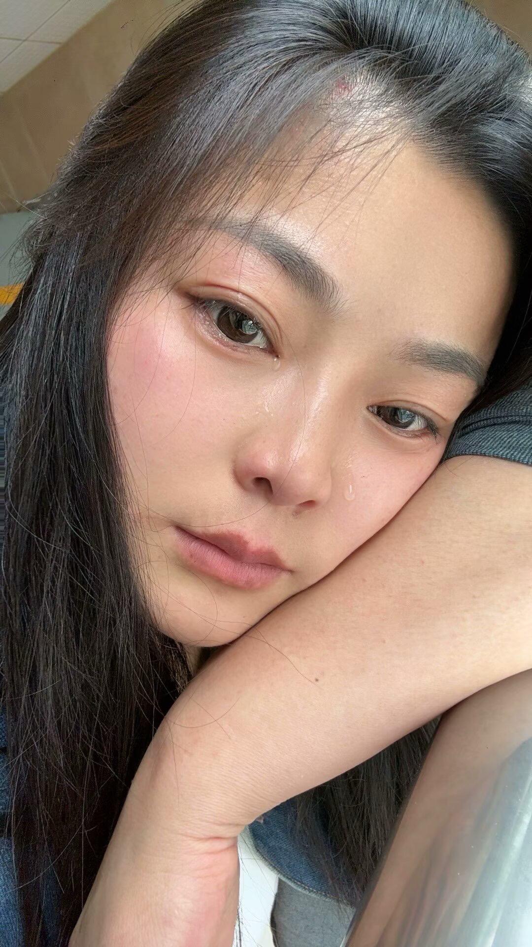 再见各位朋友,先消失一段时间、暂时一切通讯、都别担心、希望大家能不要问、最近心情糟糕、调整一段时间、好好想想这一路该怎么走,调整好心态、重新开始、好好生活