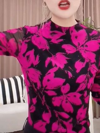 气质长袖印花打底衫女时尚显白修身T恤法式时髦上衣潮流舒适小衫#打底衫 #遮肉显瘦 #时尚减龄 #谁穿谁好看系列 @DOU+小助手 @DOU+好生意