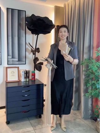 春夏季菠萝袜#穿搭 #气质穿搭 #显高显瘦显腿长#穿出大长腿#谁穿谁好看